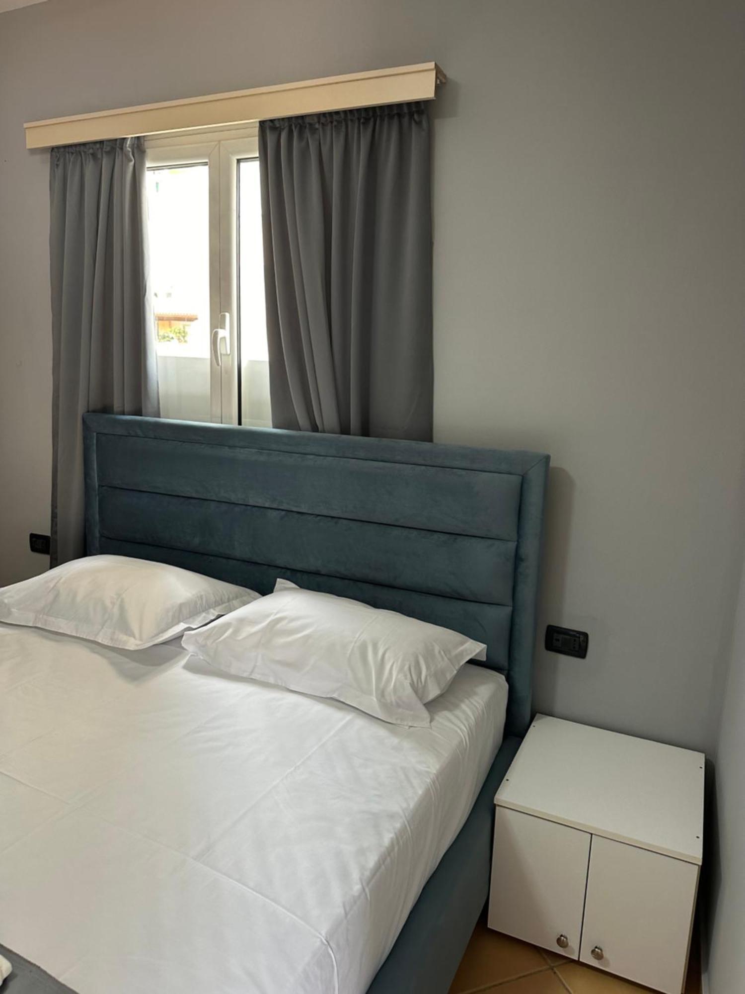 Olivias Apartments City Center Sarandë Exteriér fotografie