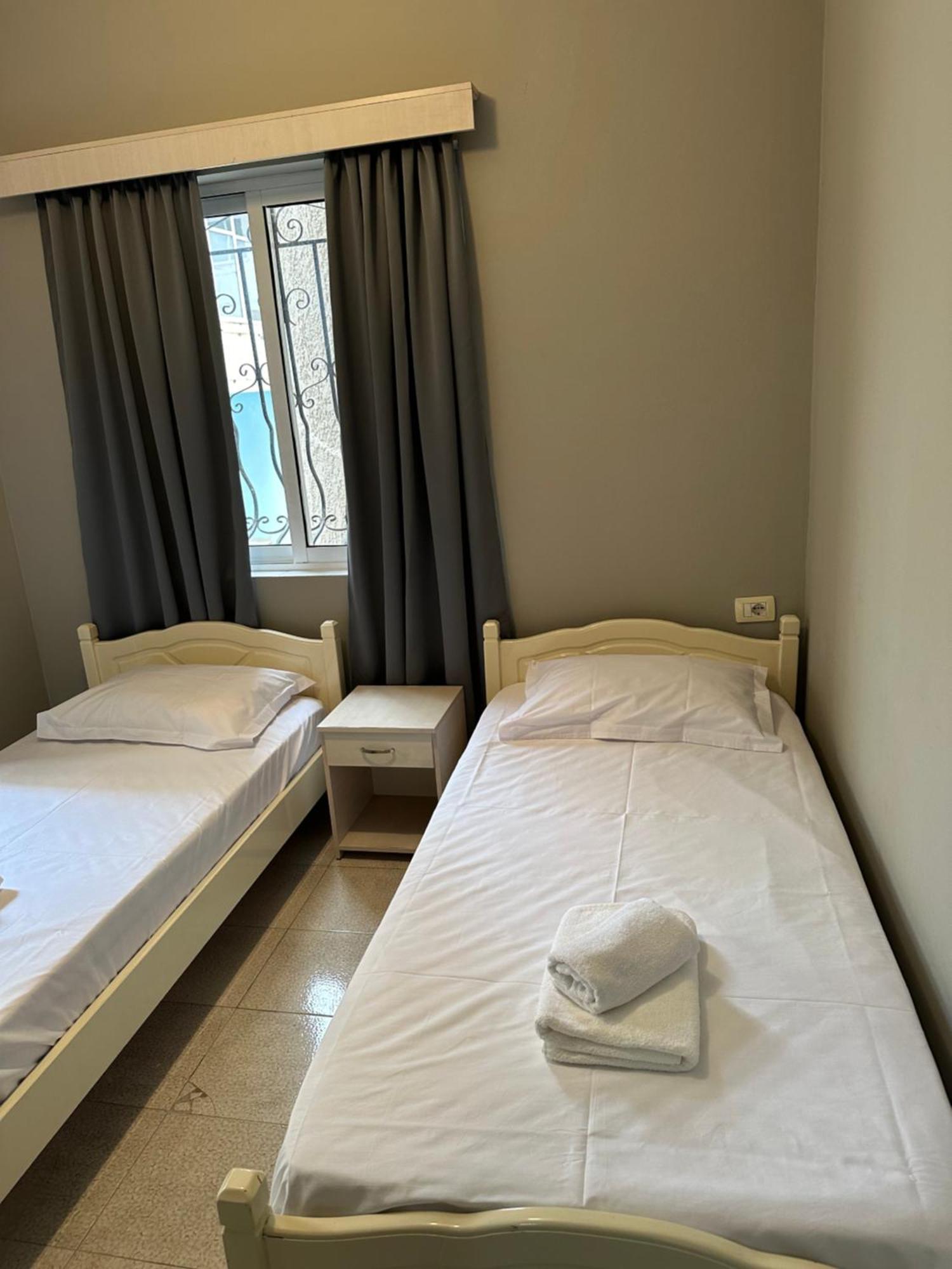 Olivias Apartments City Center Sarandë Exteriér fotografie