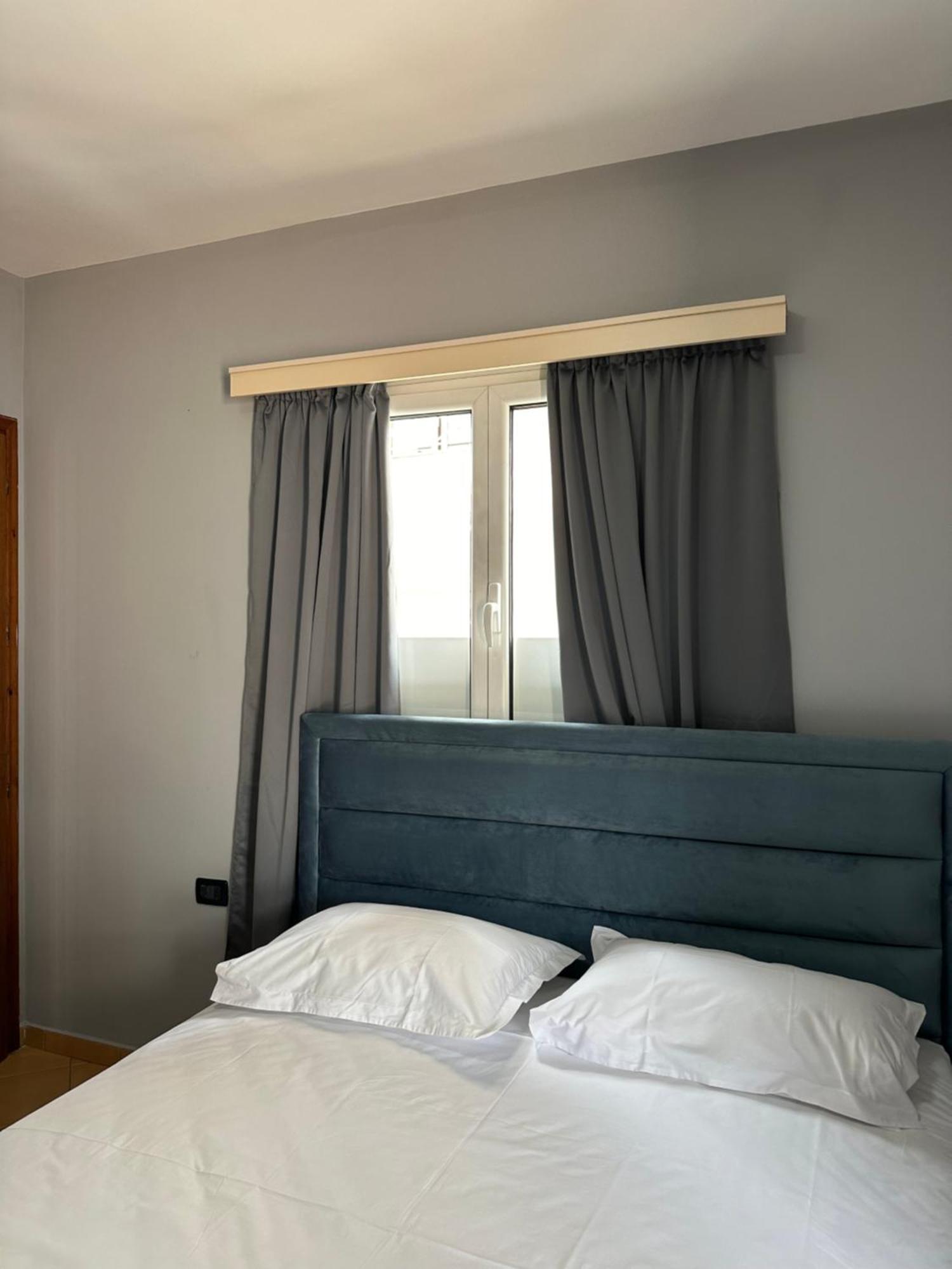 Olivias Apartments City Center Sarandë Exteriér fotografie