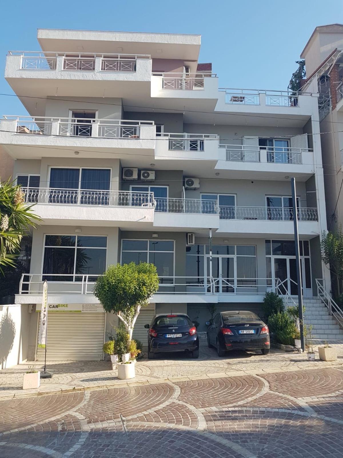 Olivias Apartments City Center Sarandë Exteriér fotografie
